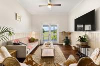 4 Bedroom Farm Cottage on the Bellinger River - B&B Bellingen