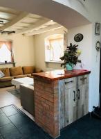 Pocsi Szoba Vendeghaz Mariapocs - Ferienwohnung Máriapócs
