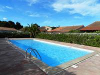 LES JARDINS D ETE Maison climatisée dans résidence avec piscine - 3 chambres - Parking - Wifi - Ferienwohnung