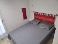 LES JARDINS D ETE Maison climatisée dans résidence avec piscine - 3 chambres - Parking - Wifi - Chambres d'hôtes Saint-Cyprien