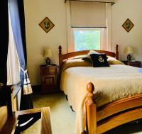 The Sedgwick Queen Room - Single Adult Only