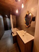 Chez Claude appartement cozy climatisé pour 4 personnes tout confort - Chambres d'hôtes Ath