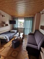 Chambre Triple avec Salle de Bains Privative