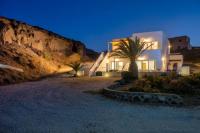 Α Peaceful Seafront Escape in Santorini- Sonus Mare - Chambres d'hôtes Vourvoúlos
