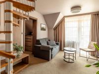 Family Apartment (5 Adults)