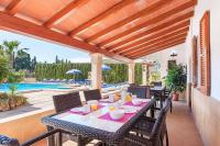 6 bedroom villa a very short to Port Pollensa by Renthousing - Chambres d'hôtes Port de Pollença