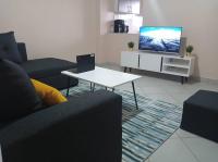 B&B Nairobi - Homely Furnished Apartment - Near JKIA Airport and CBD, South B, Nairobi - Bed and Breakfast Nairobi