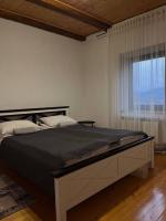 Familiekamer met Uitzicht op de Bergen