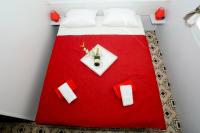 Apartment with Garden View