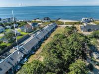 Studio steps to a private beach!! Ocean views from backyard!! 2 Paddle Boards!! - B&B