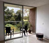 Apartamento tranquilo, nuevo y central - B&B