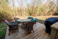 The Bike Path House! Cozy 2 BR w/ Fireplace - B&B