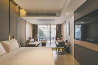 Atour Hotel East Nanjing Road Near The Bund