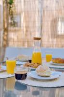 Faro: Casa Trevo com terraço BBQ - B&B