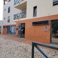 Corcovada, Sunny and Bright T1 with Large Terrace, Albufeira - Ferienwohnung Albufeira