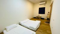 Japanese-Style Room
