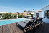 Villa 12 personnes avec Piscine tout confort - Chambres d'hôtes La Flotte