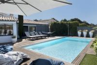 Villa 12 personnes avec Piscine tout confort - Chambres d’hôtes