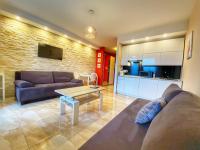 Studio Apartment with Balcony