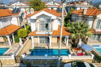Villa con piscina privada