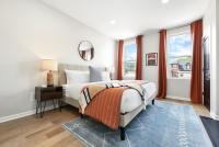 HostWise Stays - The Peralta - Brand New, Great Kitchen, Theater Room - B&B Pittsburgh