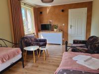 Großes Zweibettzimmer