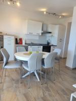 Appartement met 2 Slaapkamers en Uitzicht op Zee 1
