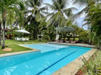 Casa de Praia em Interlagos - 4 suítes a poucos metros do mar - B&B