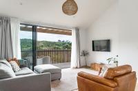 Wainui Landing Apartment 2 - Ferienwohnung Raglan