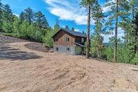 High Mountain Rustic Cabin Hot Tub Game Loft - B&B Lead