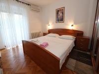 Appartamento con 2 Camere da Letto e Balcone
