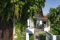 B&B Wyhl - Ferienhaus Wila - Bed and Breakfast Wyhl