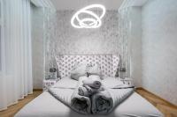 Heart of Budapest Luxury Apartment with Amazing View - Bed and Breakfast Boedapest