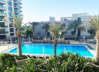 RH - Beautiful canal view, Sleek & spacious Studio, central location - B&B Dubai