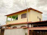Casa na prainha de Mambucaba. Uma quadra do mar. - B&B