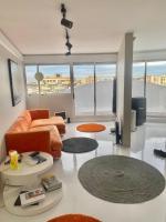 14eme et der étage "Arty" avec 2 chambres et vue panoramique ! - Chambres d'hôtes Créteil