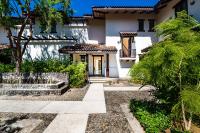 Villa with Garden View