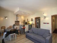 LE MONT DORE - Appartement T3 spacieux avec balcon et WIFI au centre - Chambres d'hôtes Le Mont-Dore