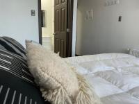 Doppelzimmer mit Balkon und Meerblick