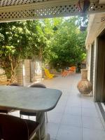 Alona's Apartments - Beach Apartment - Bed and Breakfast Haifa