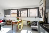 Banchi Nove, penthouse full of light and silence - B&B Roma