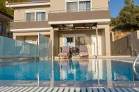 Lila's villa maisonette with private pool - B&B