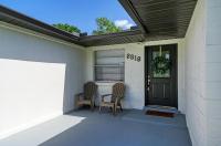 B&B Tampa - SOUTH TAMPA-BBQ GRILL-FIRE PIT-5 MINS TO downtown - Bed and Breakfast Tampa