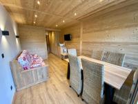 Appartement Rénové 8 Pers Centre Village La Clusaz, Balcon Sud, Proche Commerces et Pistes - FR-1-459-15 - B&B