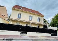 B&B Garges-lès-Gonesse - Best holliday Home for family newly renovated - Bed and Breakfast Garges-lès-Gonesse