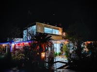 B&B Banjar Bedugul - Rumah Container Bedugul - Bed and Breakfast Banjar Bedugul