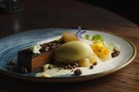 Dukeswood Cottage, Wynyard Hall - Bed and Breakfast Grindon