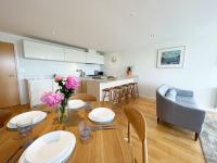 8 Zinc - B&B Newquay