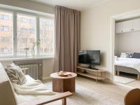 Central 1BR next to the park - Chambres d’hôtes Helsinki