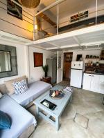 Studio - Split Level